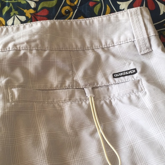 Men's hybrid shorts - Picture 2 of 3